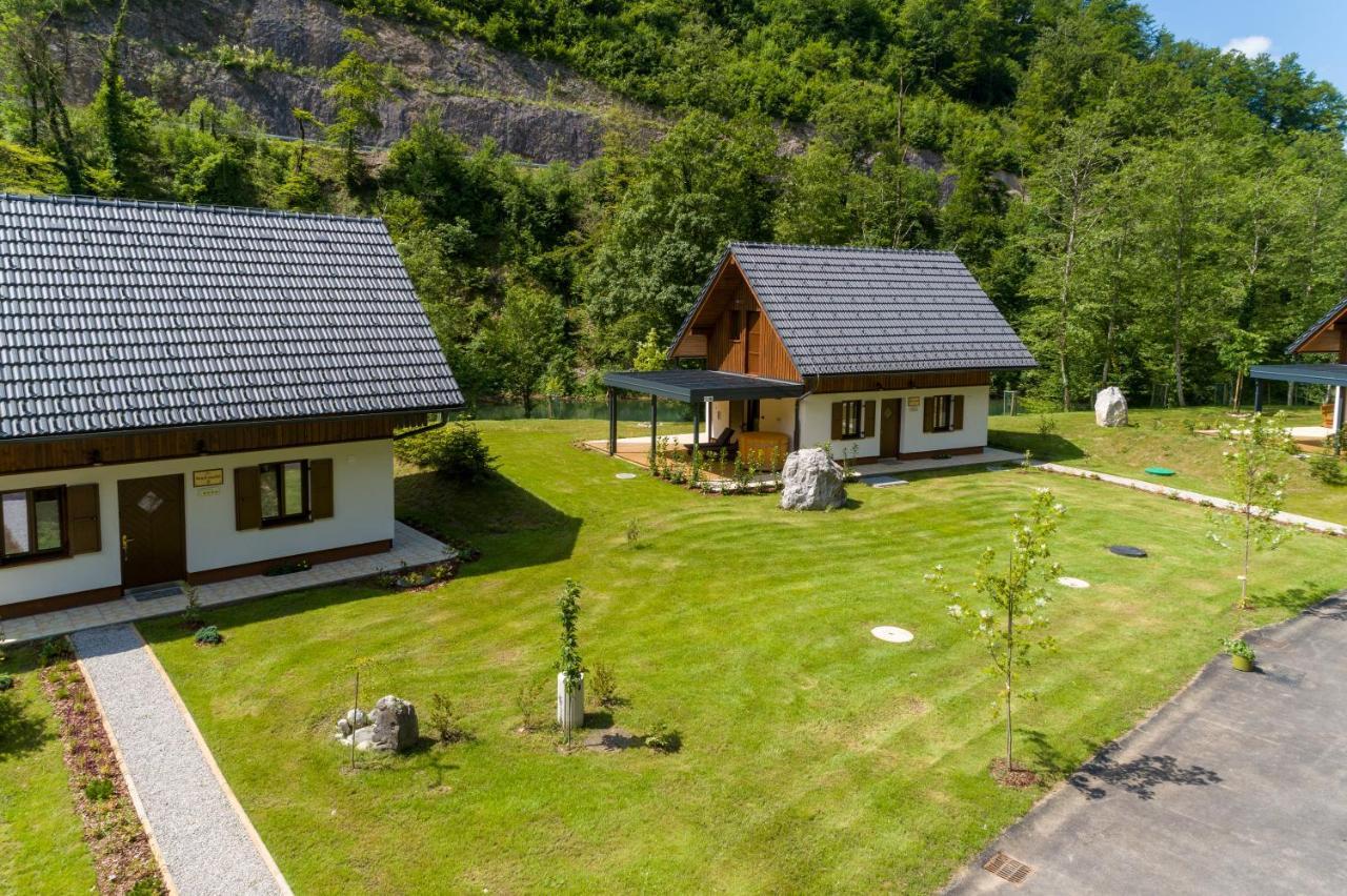 Resort Stari Malni, Osilnica - Vacation Houses Stari Malni Exteriör bild