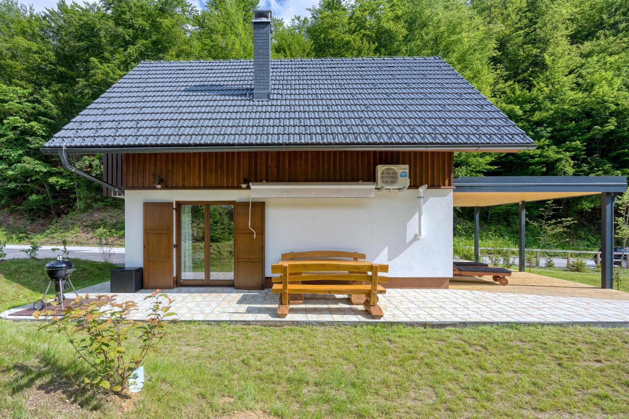 Resort Stari Malni, Osilnica - Vacation Houses Stari Malni Rum bild